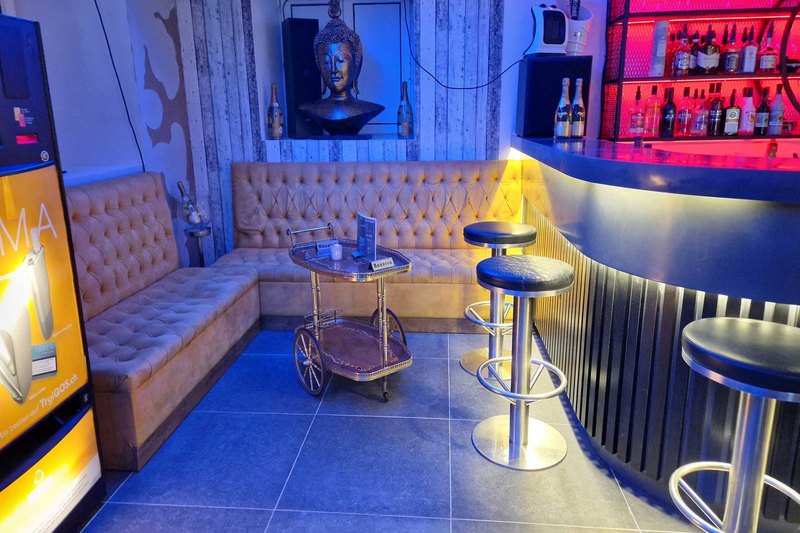 Contact Bar Elvetia